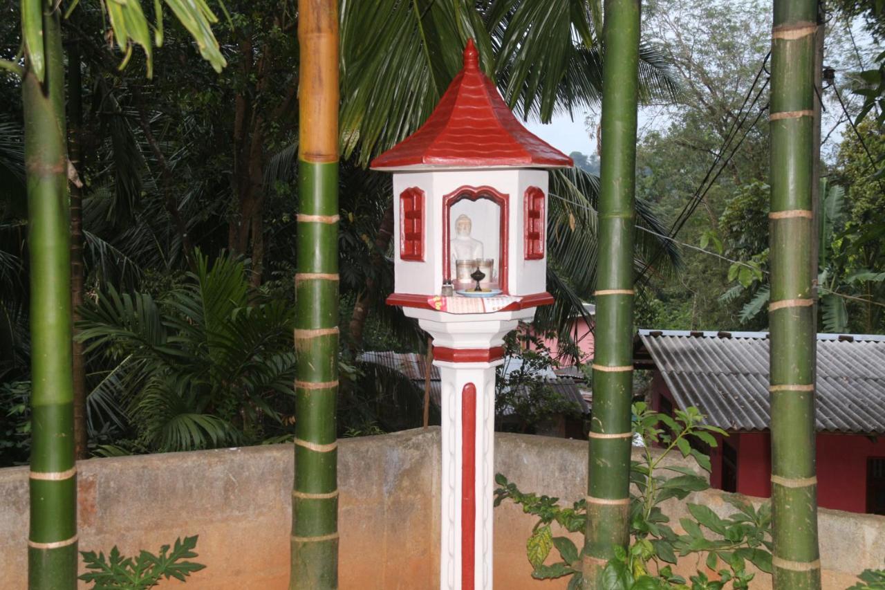 Apple Sara Home Stay Kandy Exterior foto
